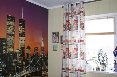 шторы на люверсах с принтом газета